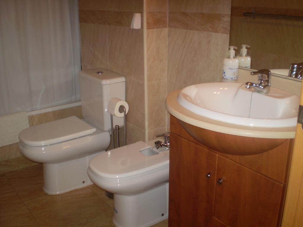 Apartamento Deltebre Bilik gambar